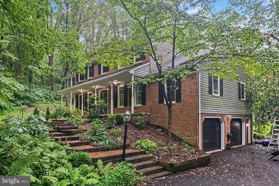 332 Laurel Dr, York, PA 17406 - #2