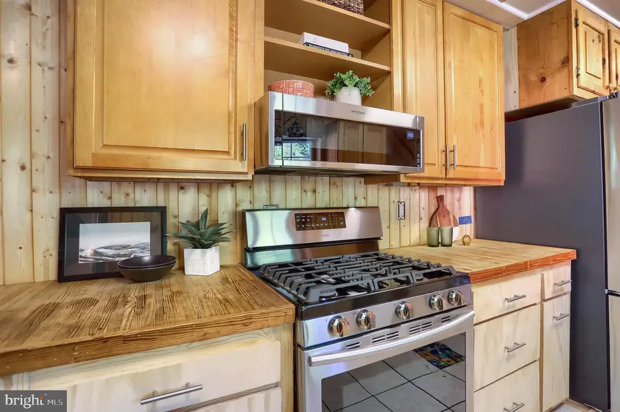 800 West St, Lewisberry, PA 17339 - #3