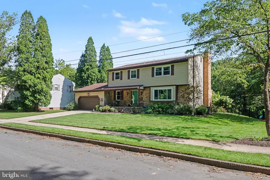 12 Tall Tree Dr, Camp Hill, PA 17011 - #2