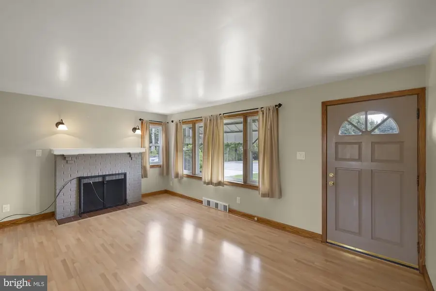 45 Shorbs Hill Rd, Hanover, PA 17331 - #3