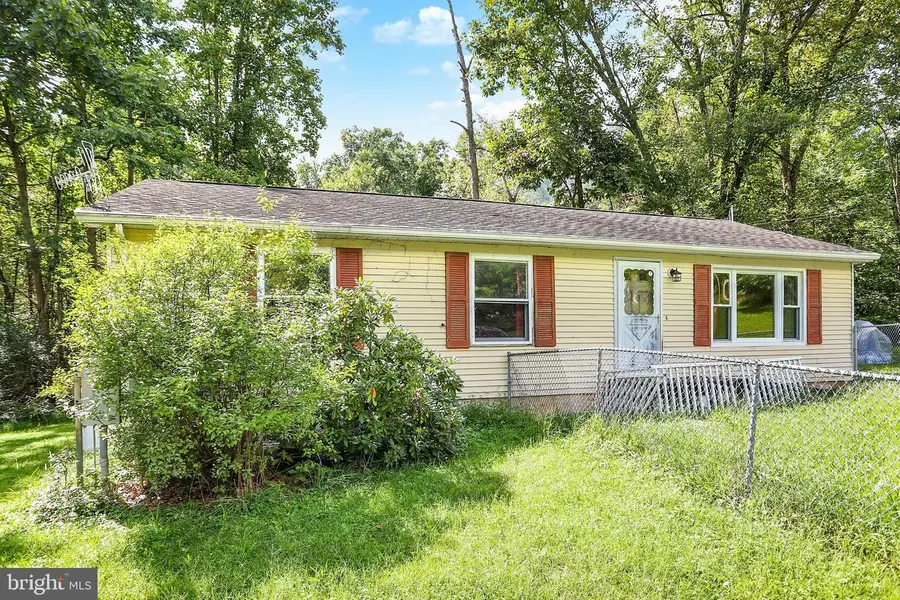 1435 Roundtop Rd, Lewisberry, PA 17339 - #2