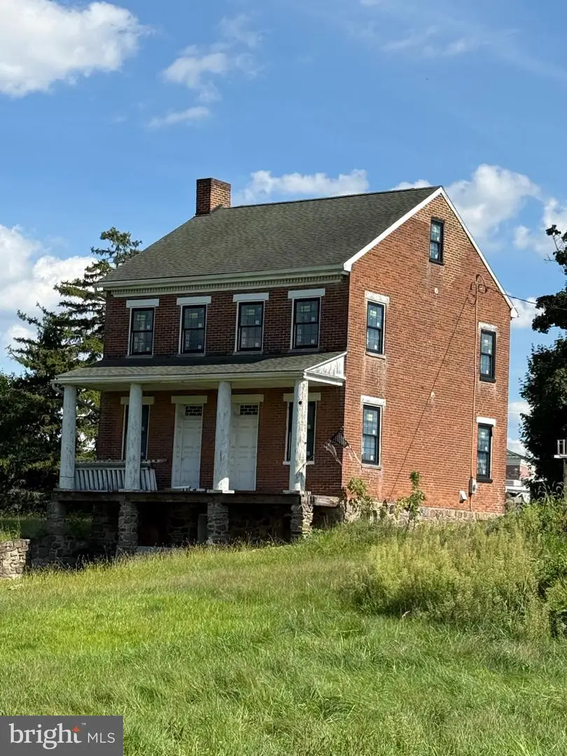 4035 Mulberry Ln, Dover, PA 17315 - #1