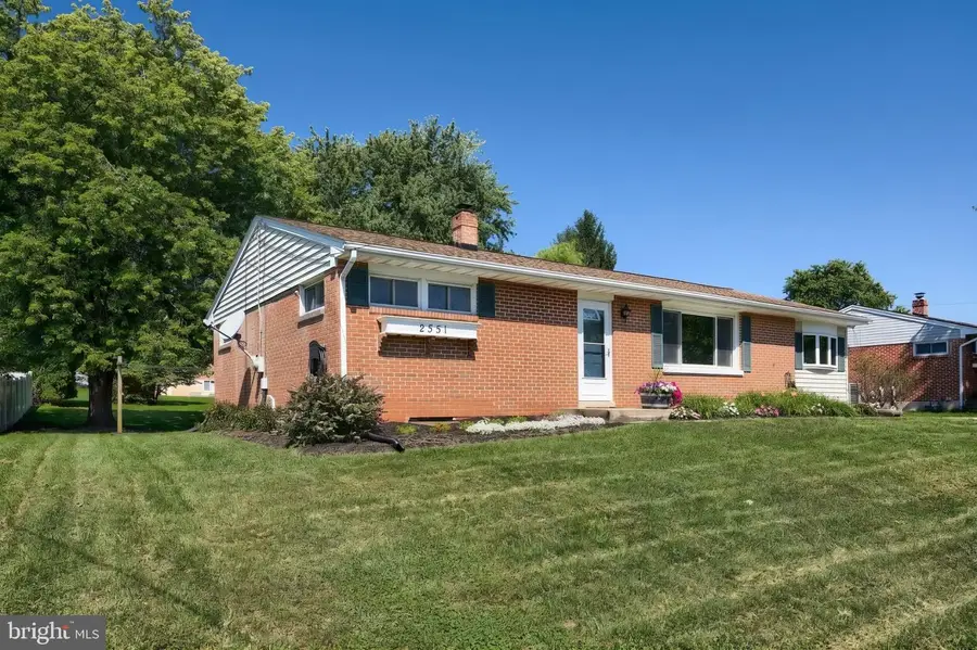 2551 Berkshire Ln, Dover, PA 17315 - #3