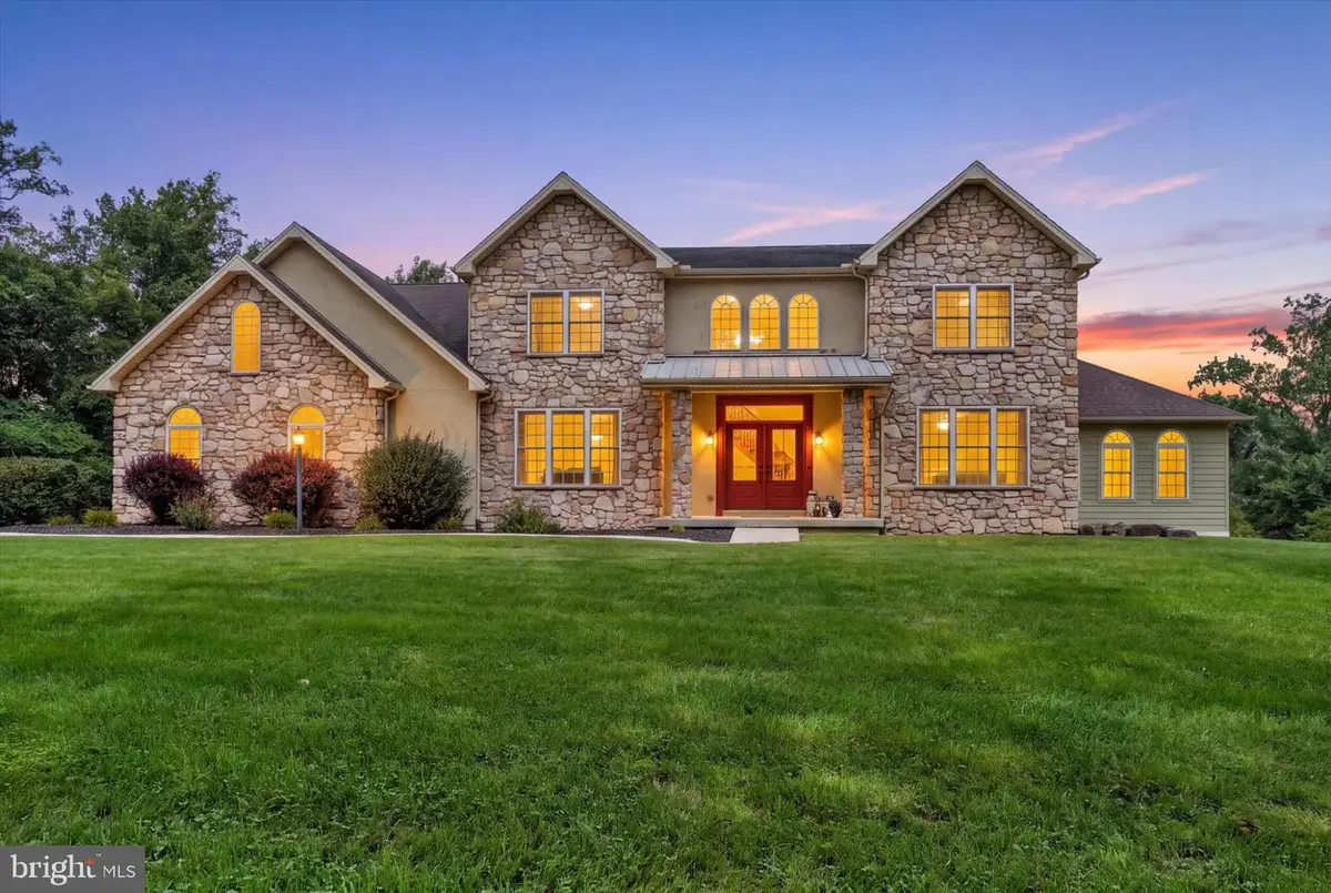 105 Thundergust Mill Rd, Wellsville, PA 17365 - #1