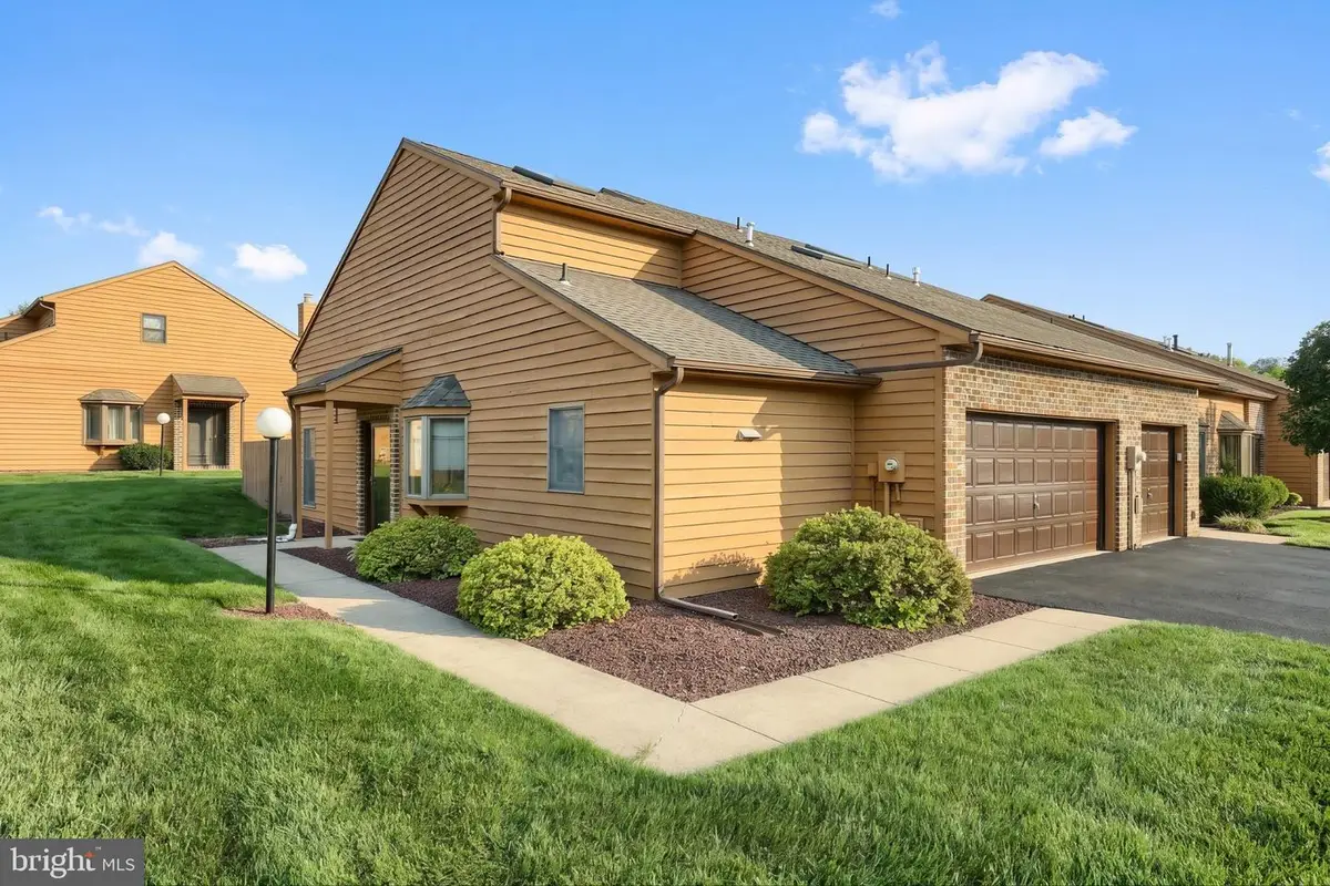 77 Westview Mnr #77, York, PA 17408 - #1