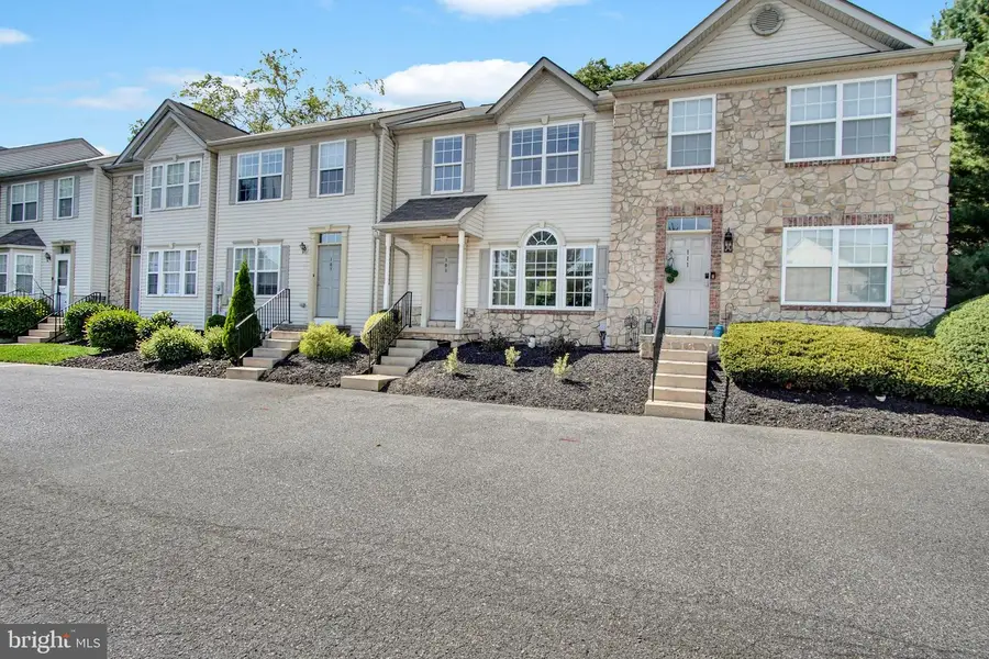 109 Royal, Manchester, PA 17345 - #3