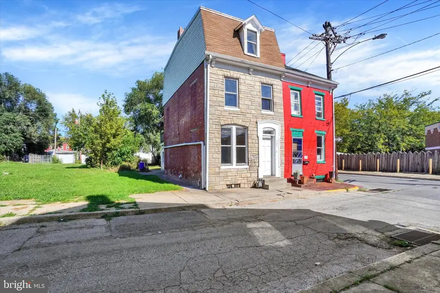 555 Mckenzie St, York, PA 17401 - #2