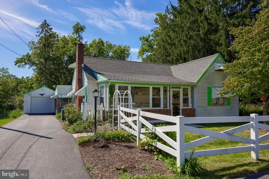 7 Pine St, Dillsburg, PA 17019 - #3