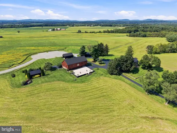5107 W Canal Rd, DOVER, PA 17315