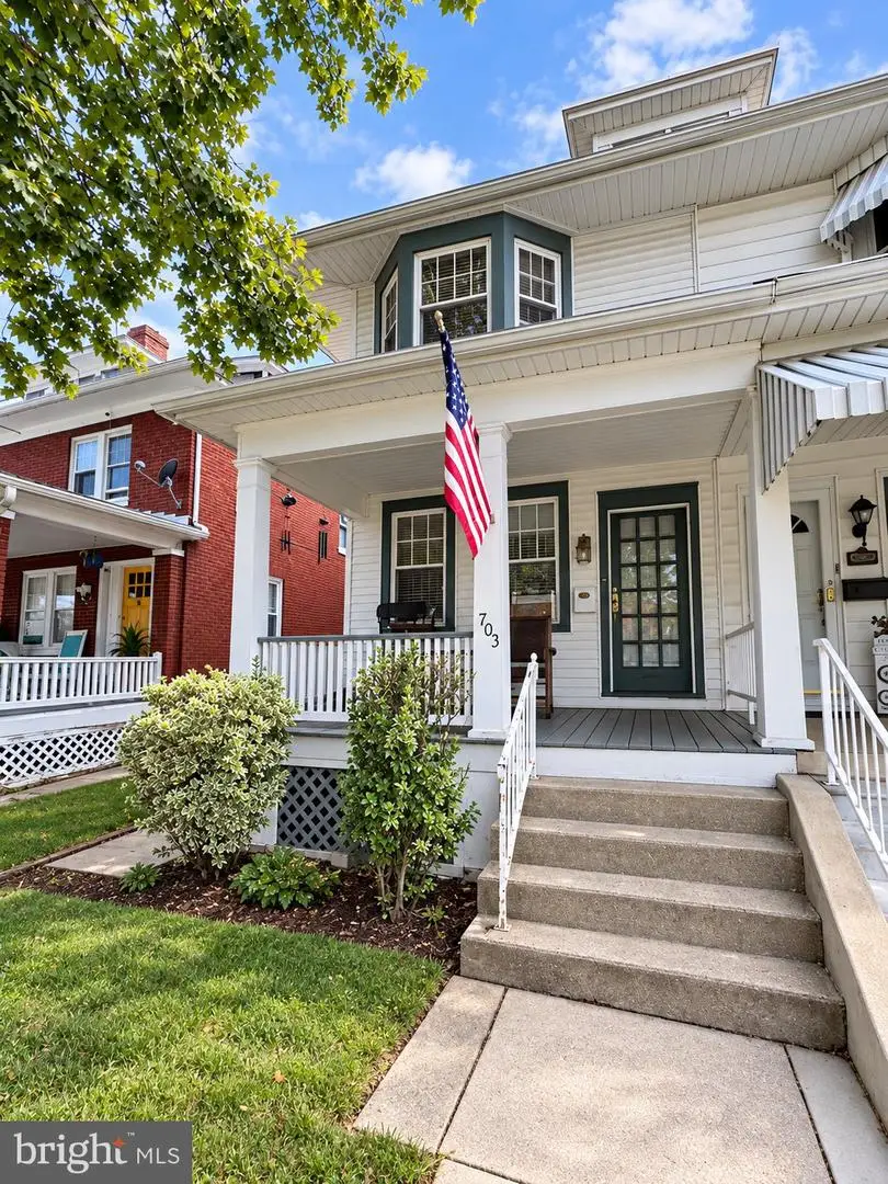 703 Maryland Ave, York, PA 17404 - #1