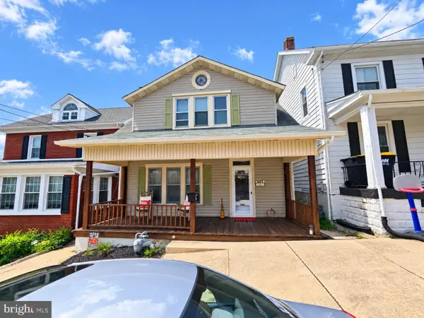 107 Charles St, RED LION, PA 17356
