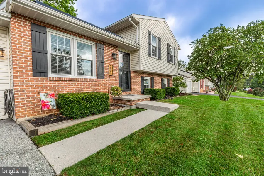 3891 Sandra Dr, York, PA 17402 - #3
