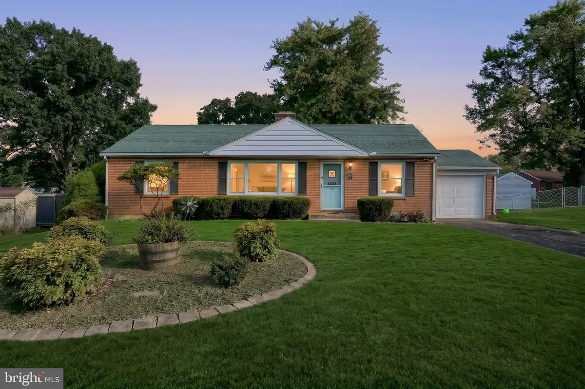 1767 San Gabriel Dr, York, PA 17406 - #1