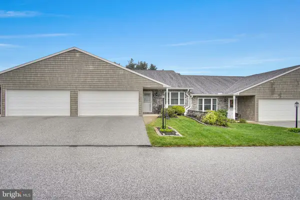 4713 Orchid Way #25, DOVER, PA 17315