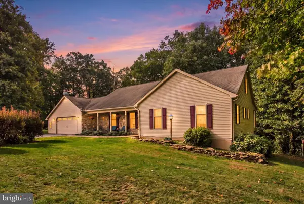 27 Serenity Ln, BROGUE, PA 17309