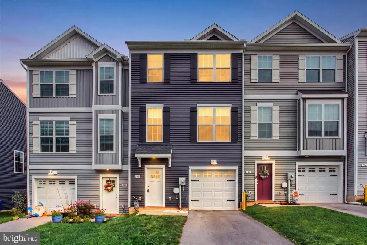 194 Hudson Blvd, Red Lion, PA 17356 - #1
