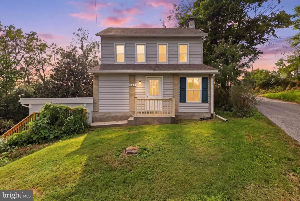 1525 Woodberry Rd, York, PA 17408 - #1
