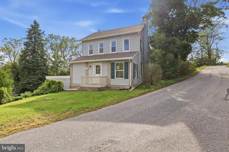 1525 Woodberry Rd, York, PA 17408 - #3