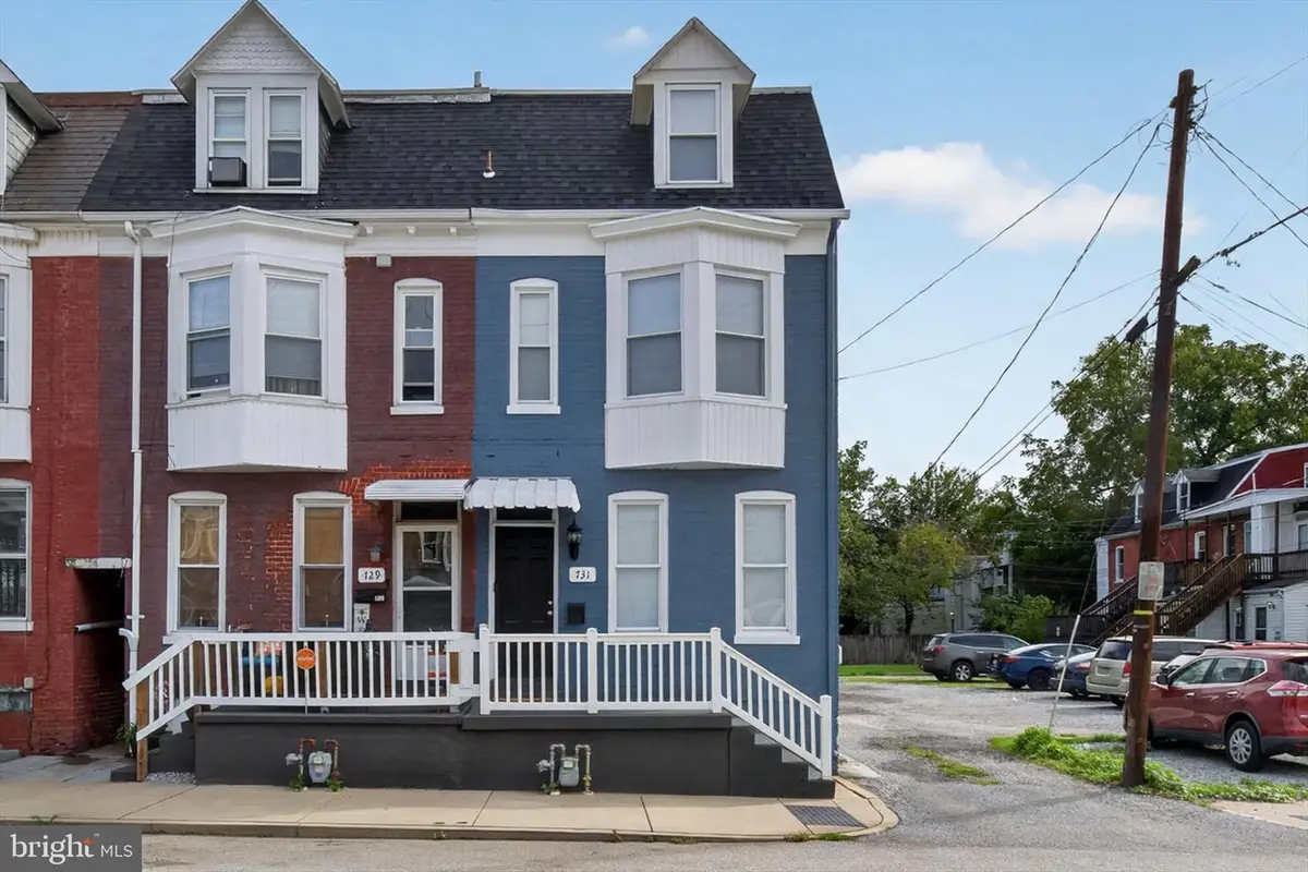 731 Manor St, York, PA 17401 - #1