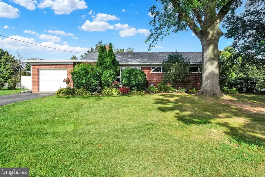 111 Indian Rock Dam Rd, York, PA 17403 - #2