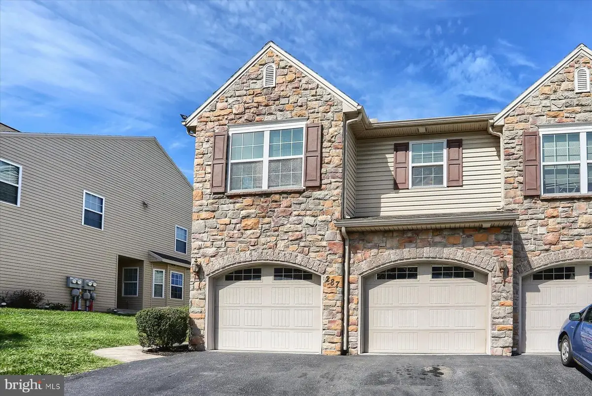 287 Fieldstone Ct #95, New Cumberland, PA 17070 - #1