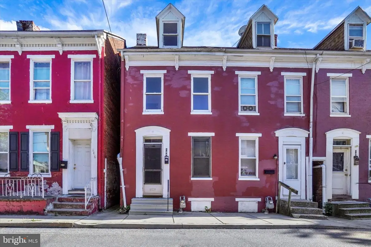 144 E Maple St, York, PA 17401 - #1