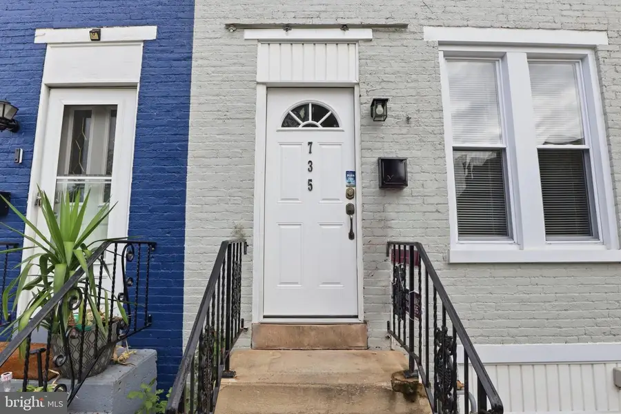 735 S Beaver St, York, PA 17401 - #3