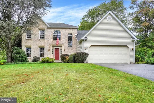 142 Hershey Cir, STEWARTSTOWN, PA 17363