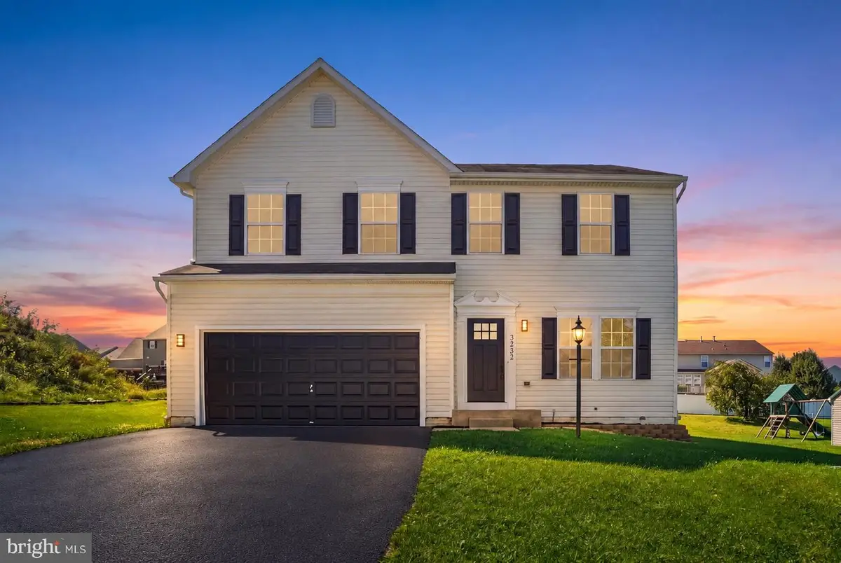 3232 N King Richards Ct N, York, PA 17408 - #1