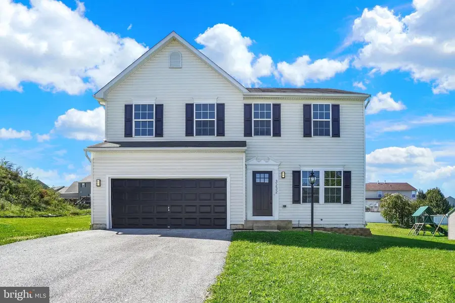 3232 N King Richards Ct N, York, PA 17408 - #2