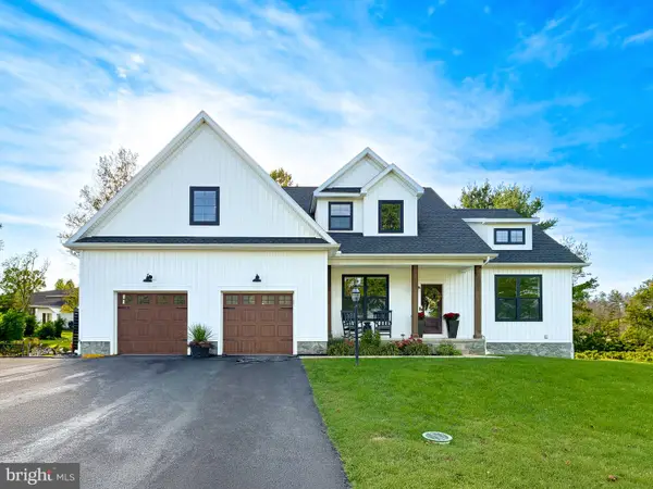 2608 Wren Ter, YORK, PA 17403