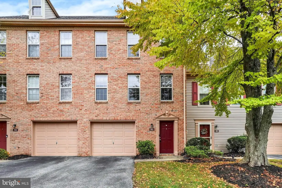 912 Skyview Dr #912, York, PA 17406 - #1
