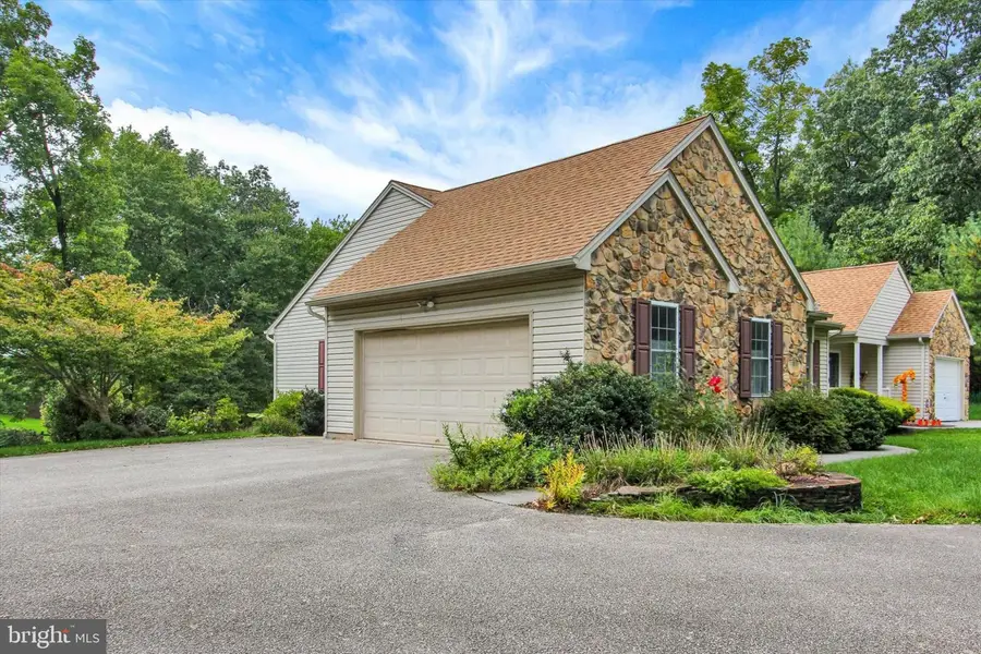 2314 Daisy Rd, York, PA 17402 - #2