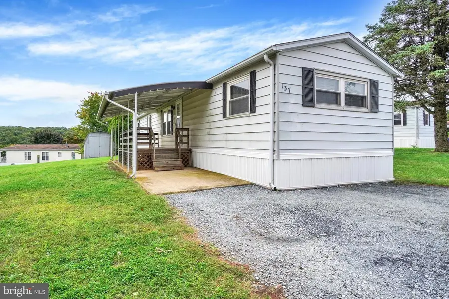 137 Carbridge Rd W, Stewartstown, PA 17363 - #2
