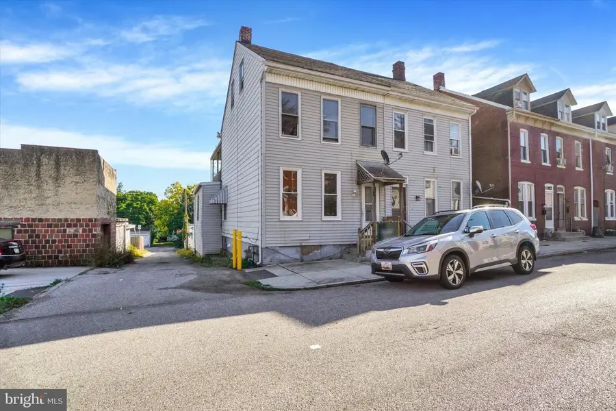 459 Juniper St, York, PA 17401 - #2