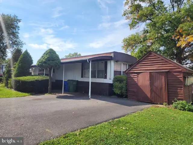 129 Seneca Ave, Dover, PA 17315 - #1