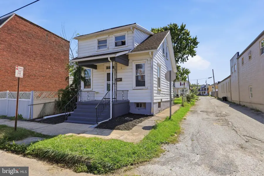 928 Elm St, York, PA 17403 - #2