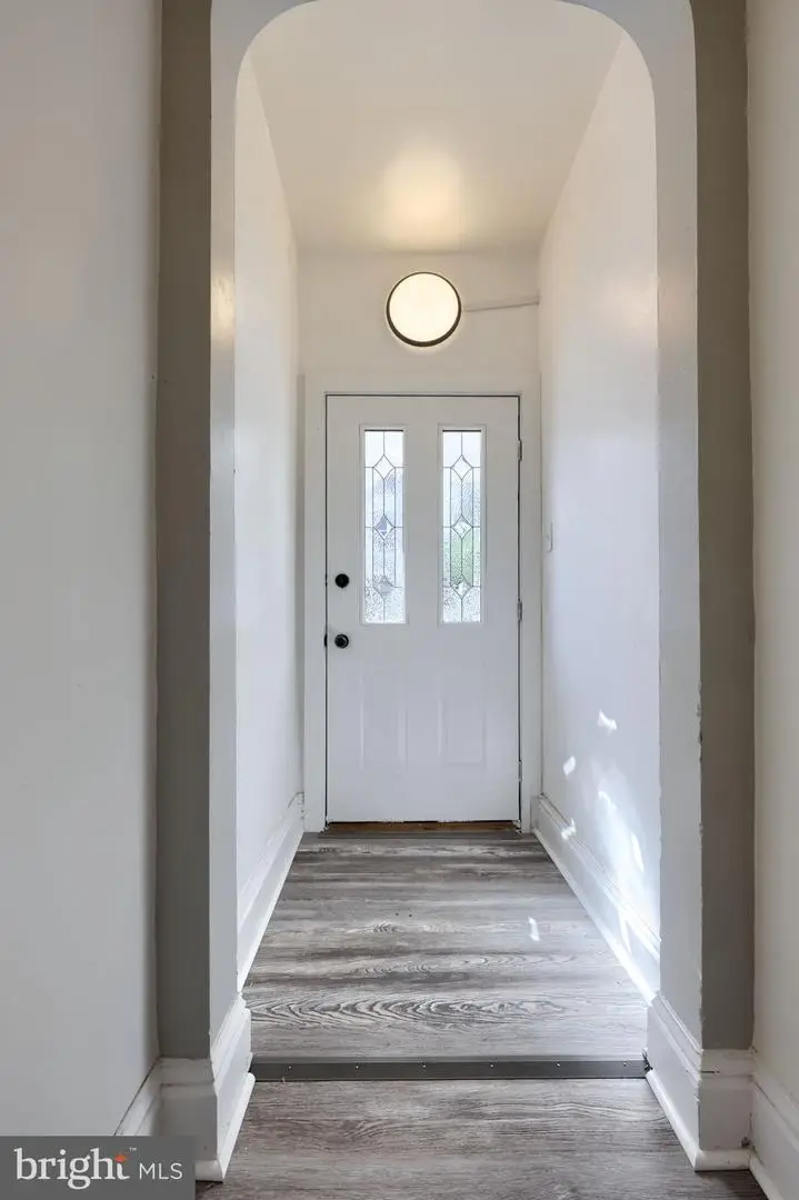 213 S West St, York, PA 17401 - #3