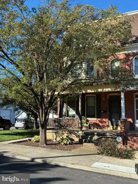 564 Lancaster Ave, York, PA 17403 - #1