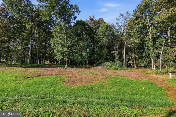 W Mckinley Rd, DELTA, PA 17314