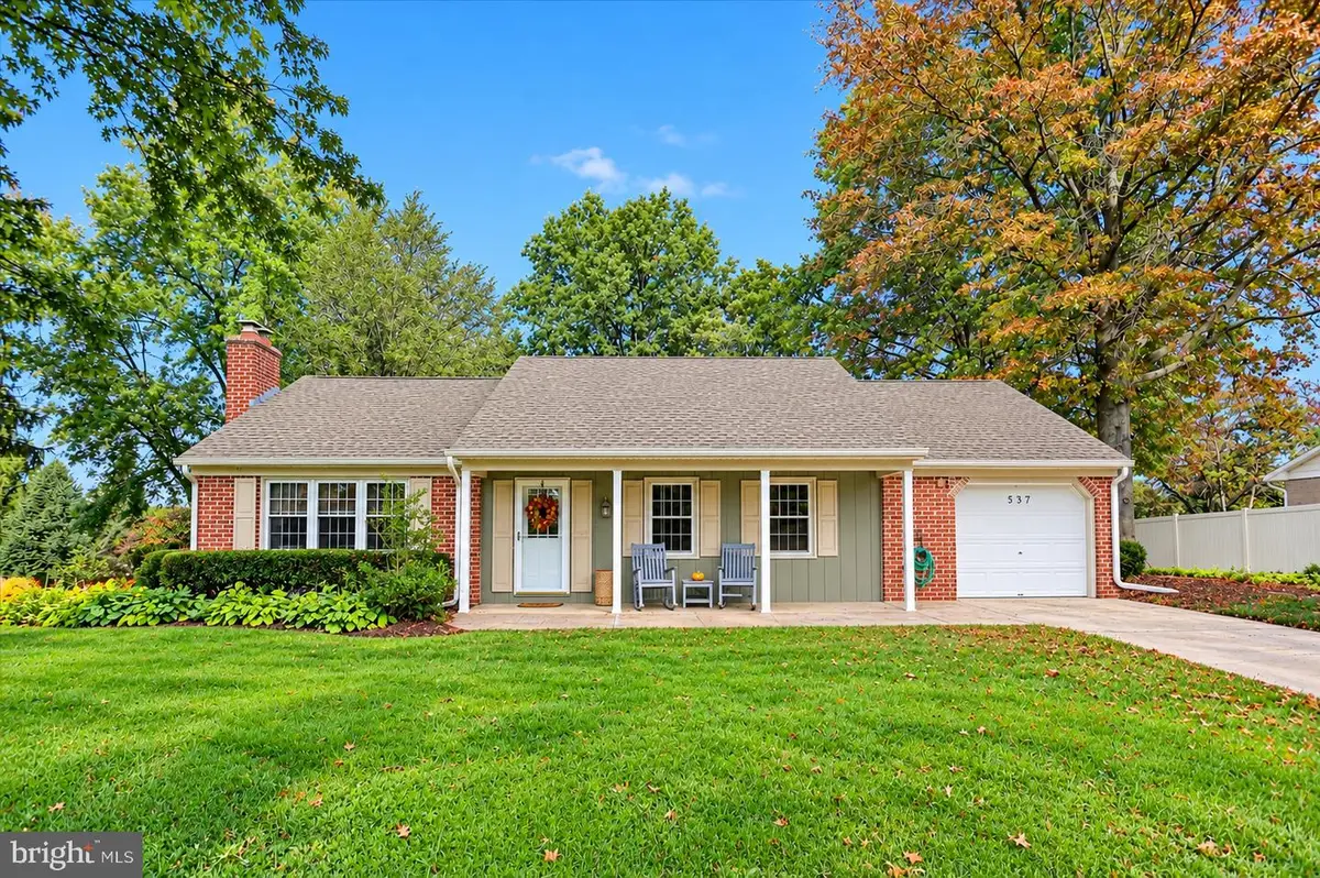 537 W Heatherfield Way, Red Lion, PA 17356 - #1