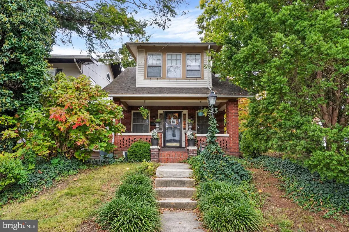 16 N Keesey St, York, PA 17402 - #1
