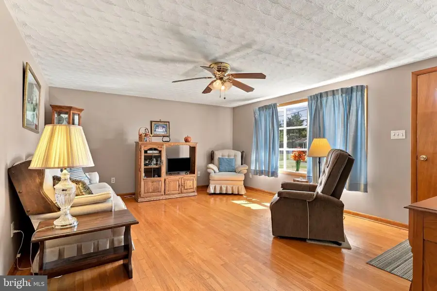 19 Plank Rd, Shrewsbury, PA 17361 - #3