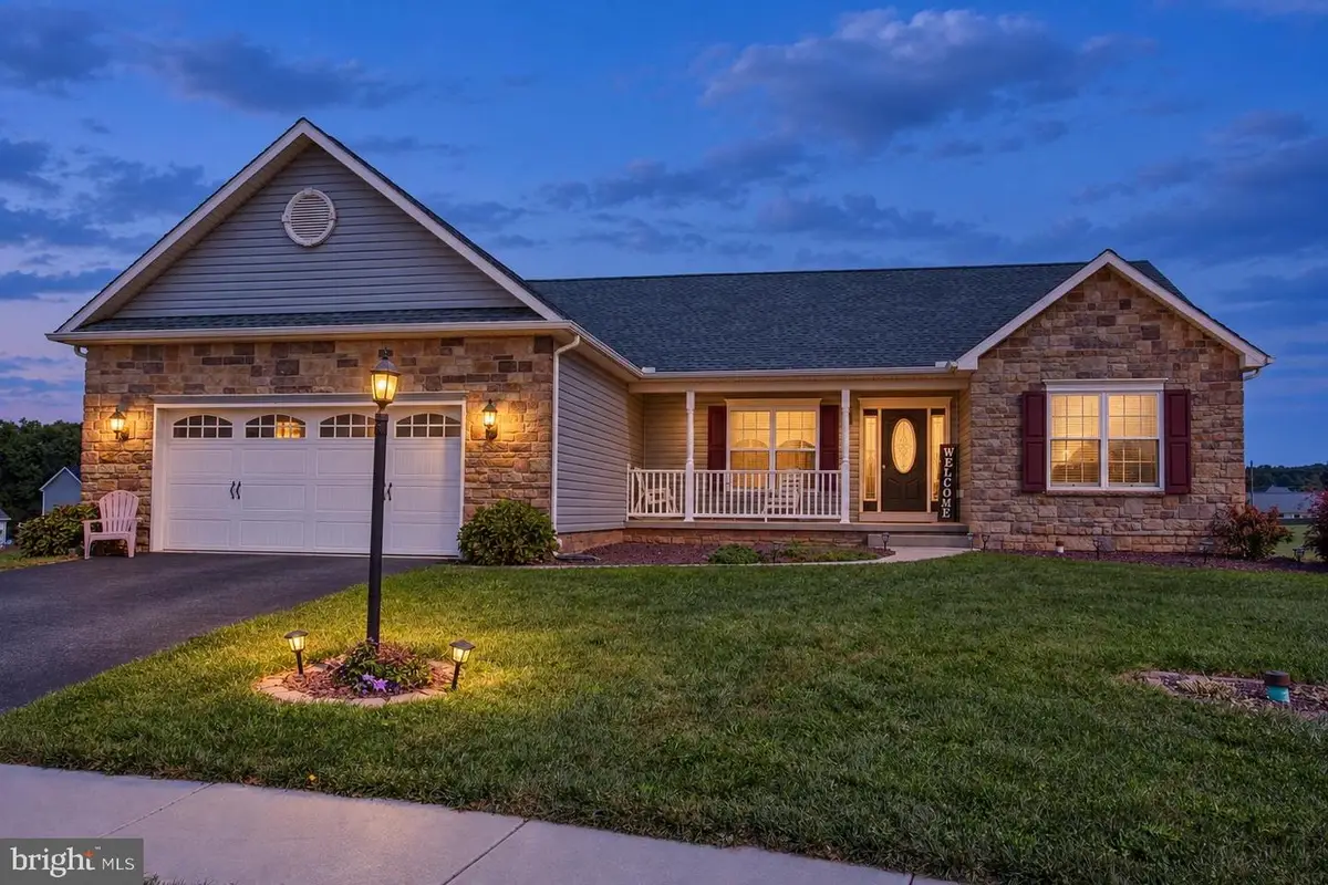 16 Clover Ct, Abbottstown, PA 17301 - #1
