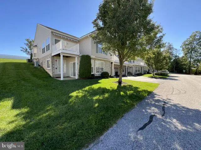 1202 Crestview Ln #1202, Stewartstown, PA 17363 - #2