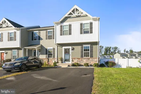 266 Homestead Dr, HANOVER, PA 17331