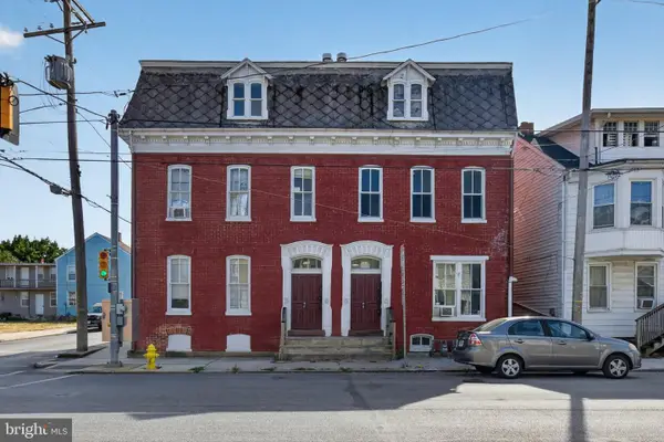 500 W Philadelphia St, YORK, PA 17401