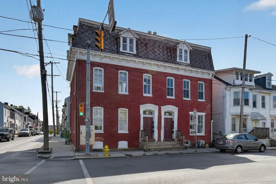500 W Philadelphia St, York, PA 17401 - #2