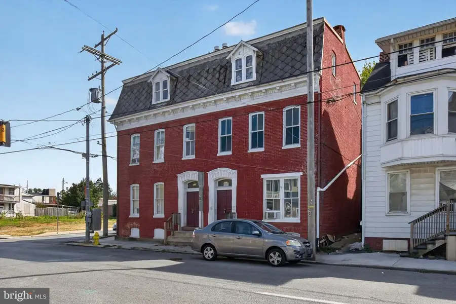 500 W Philadelphia St, York, PA 17401 - #3