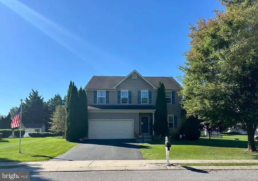 3131 S King Richards Ct, York, PA 17408 - #2